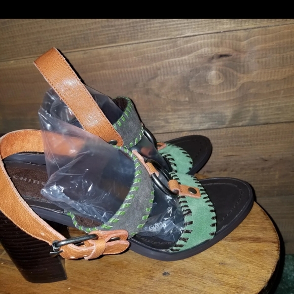 Chinese Laundry  Leather Colorblock Retro Style"Golden" Wedge Style Sandals 9.5 - Picture 4 of 12